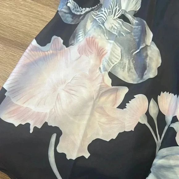 NWT Kidsform Sheer V Neck Dress size M - Picture 2 of 7